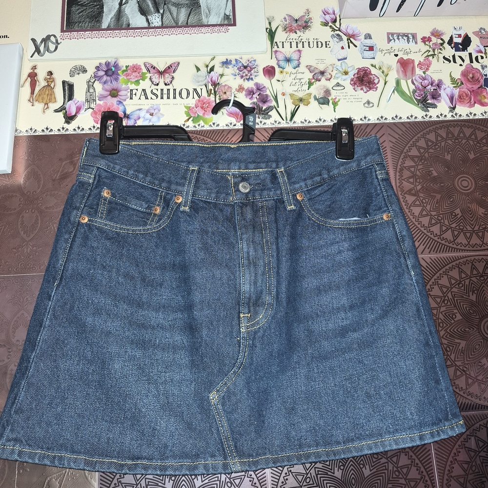 NWOT Levi's Denim Mini Skirt